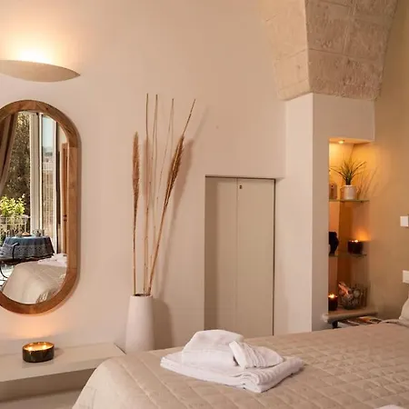 A-typical Mini House * Fasano