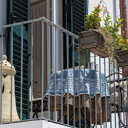 شقة A-typical Mini House *